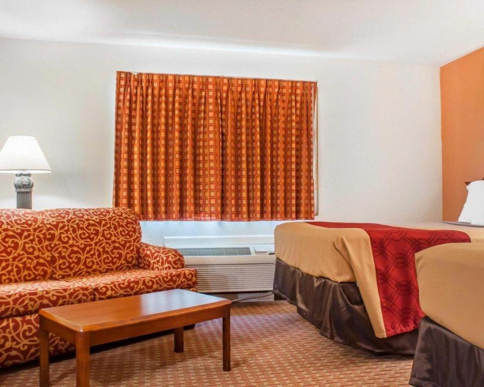 Econo Lodge Cuba I-86 Eksteriør billede