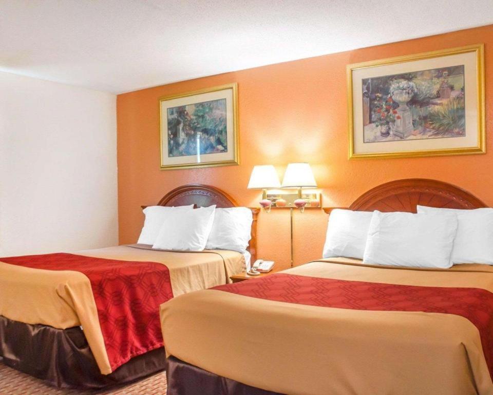 Econo Lodge Cuba I-86 Eksteriør billede