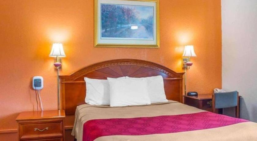 Econo Lodge Cuba I-86 Eksteriør billede